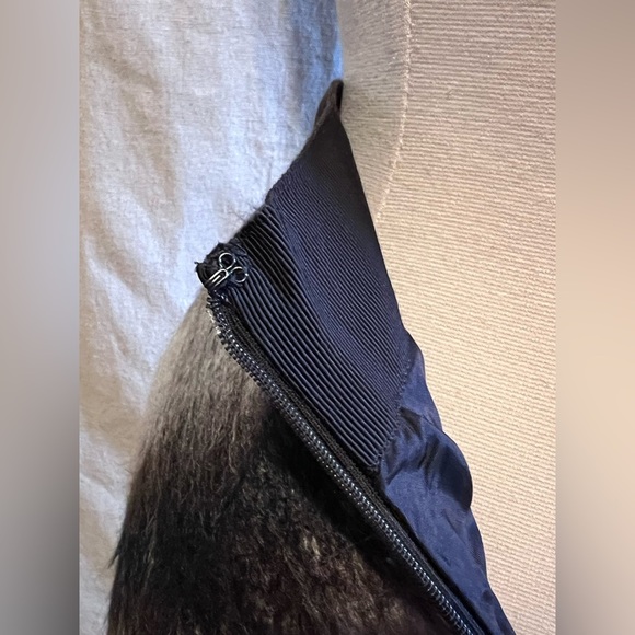 Carolina Herrera Mohair Skirt size 4​ - Picture 8 of 11